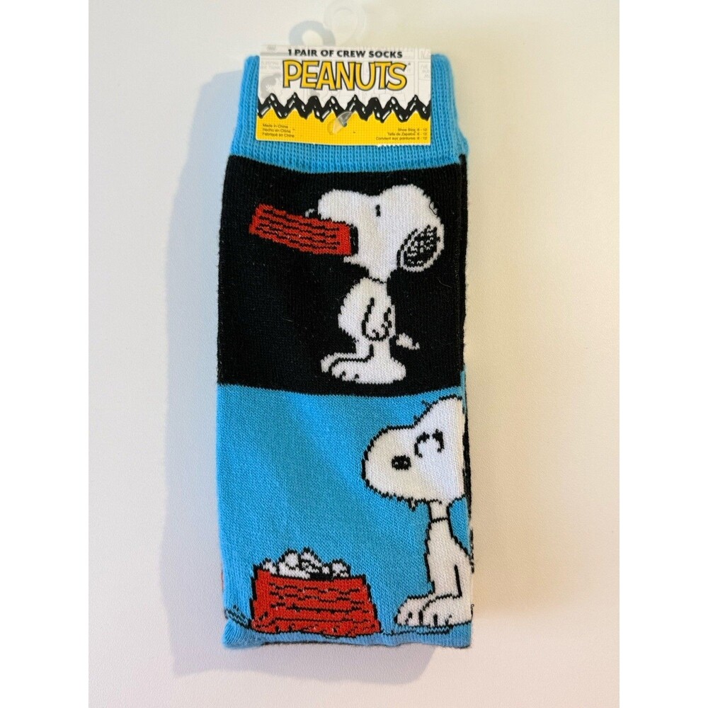 Peanuts Snoopy Crew Socks Size 6-12